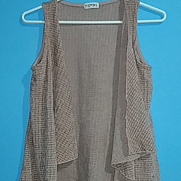 vest pink - Picture 2 of 4